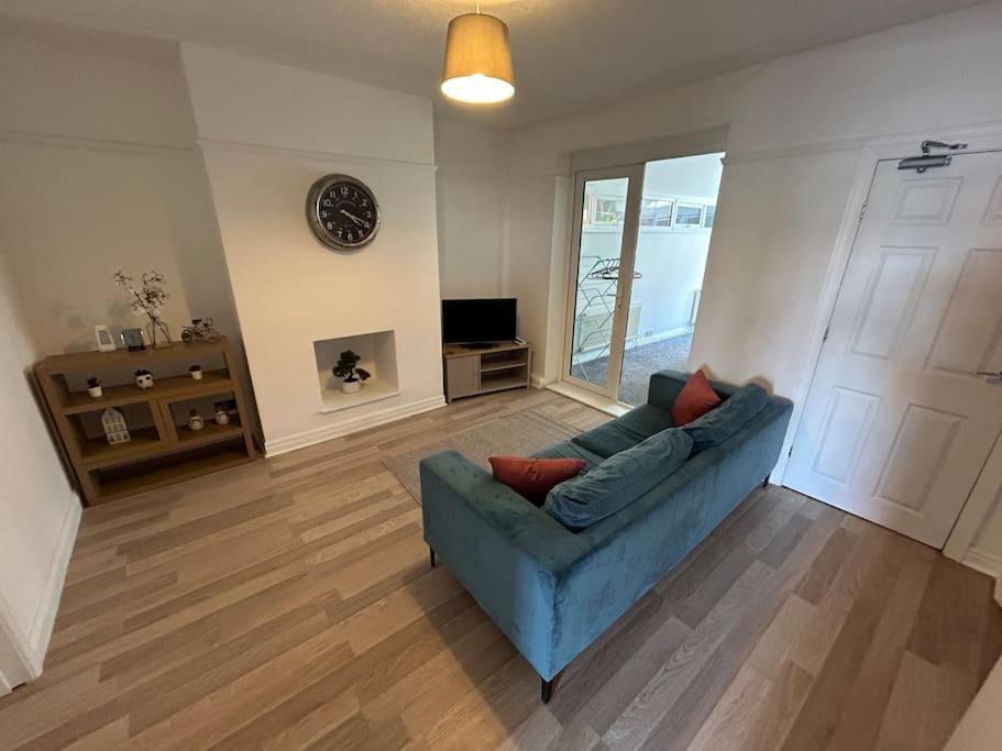 Modern & Spacious 4 Bedroom Home Crewe Luaran gambar